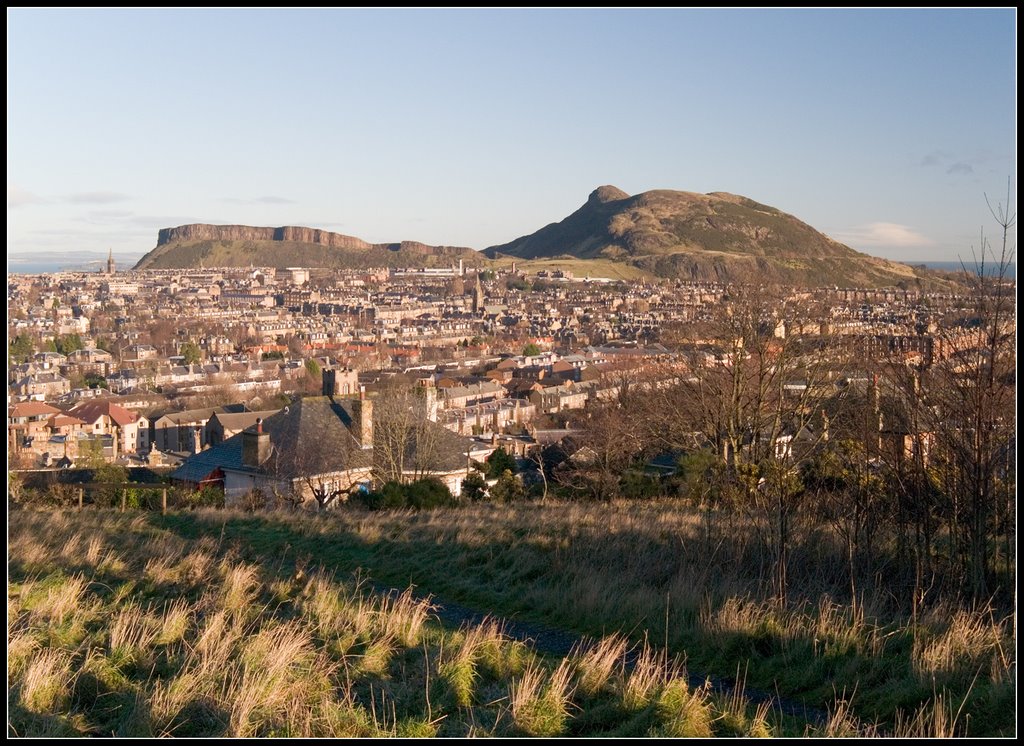 Edinburgh: Arthur's Seat, Salisbury Crags by PigleT