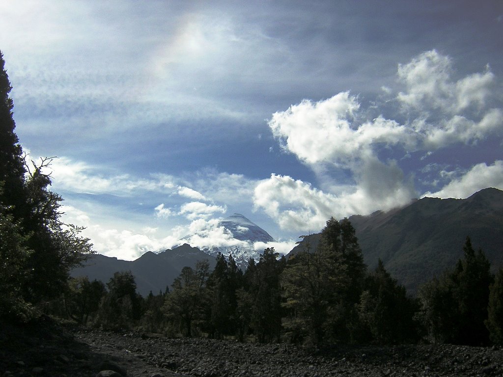 Volcan Lanin by Reynald.d.Chatillon