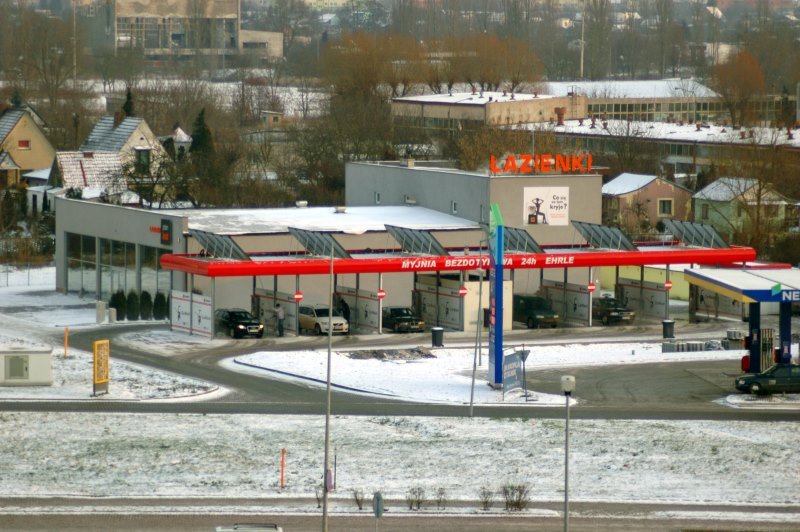 Car wash at Południowa street - Winter 2009 by vryplej