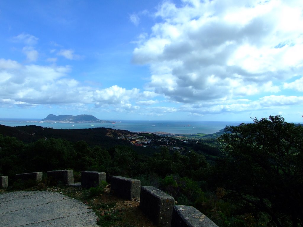 La bahia desde los tres pinos by lumaga