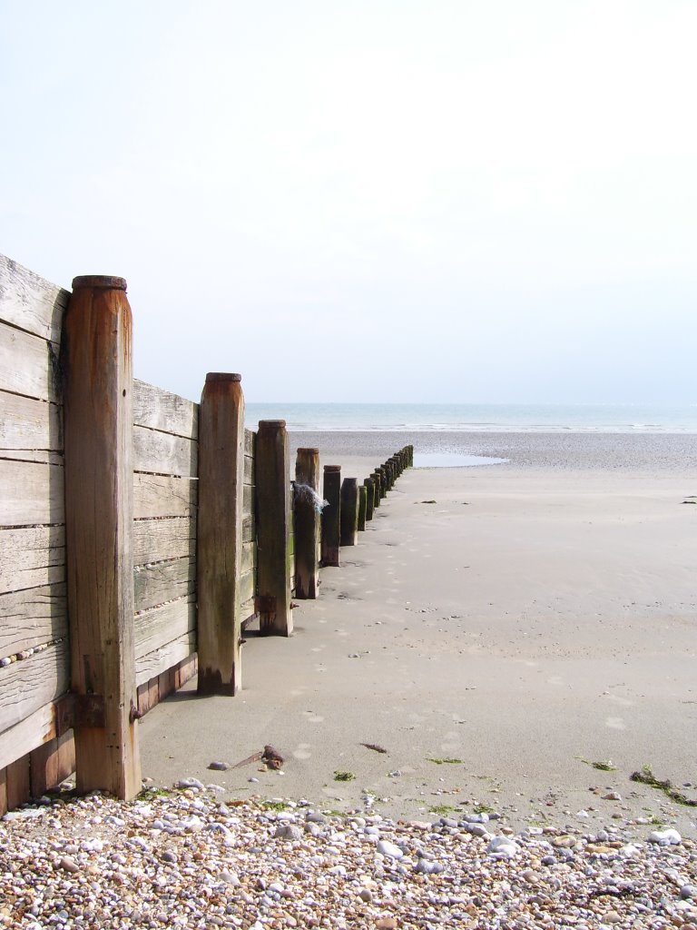 Sunny day by the sea by Gem Hilliard