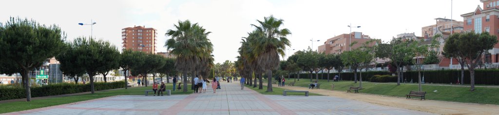 10 Mayo 2009 - Avenida de Andalucia by RLCorralesG