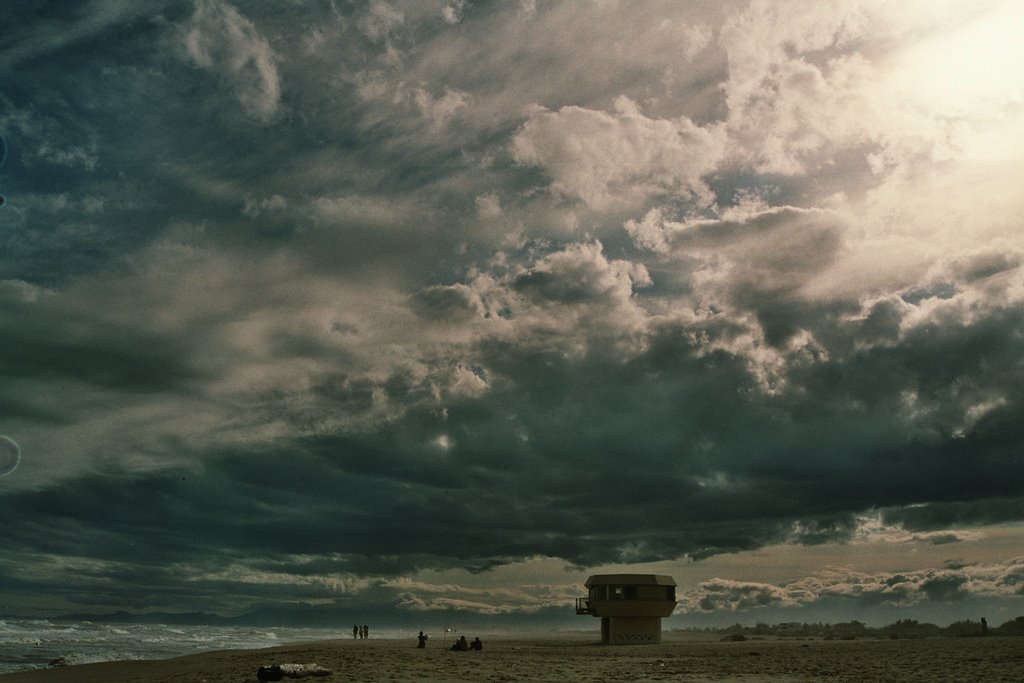 Plage après tempête by mcrisch