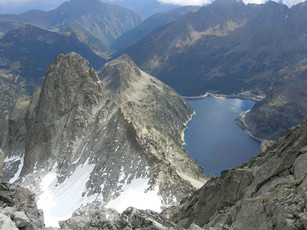 Punta Ramougn Lac Cap de long Pirineo Frances by maresmemontainn