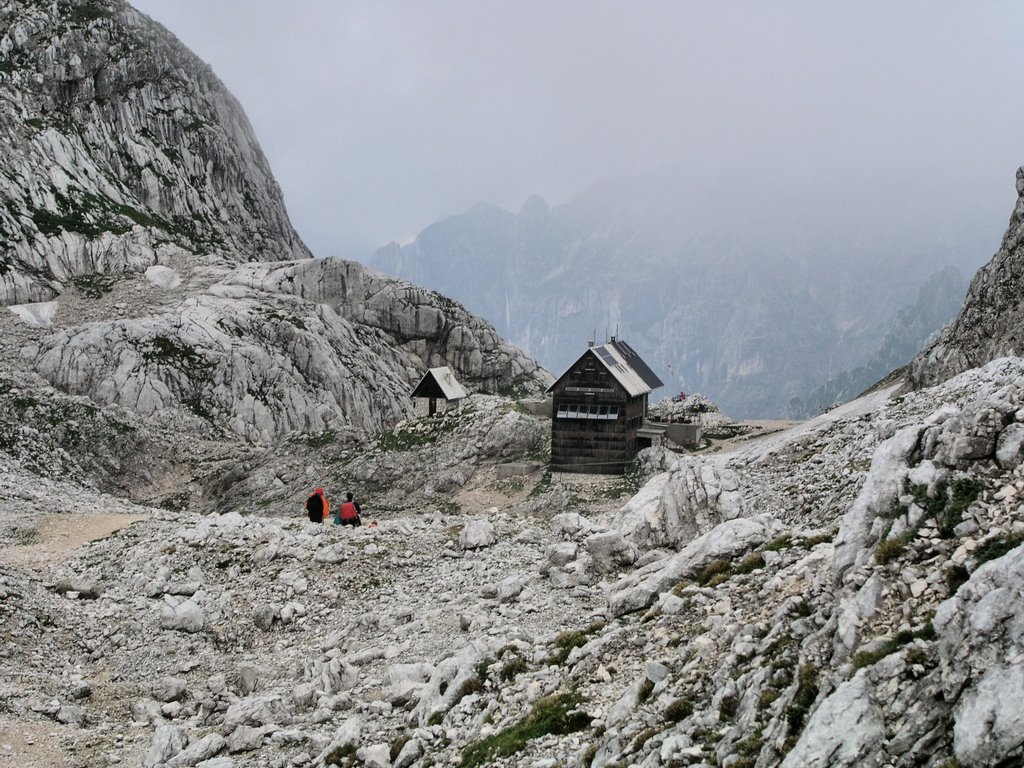 Tržaška koča na Doliču 1 by Damir Jelic