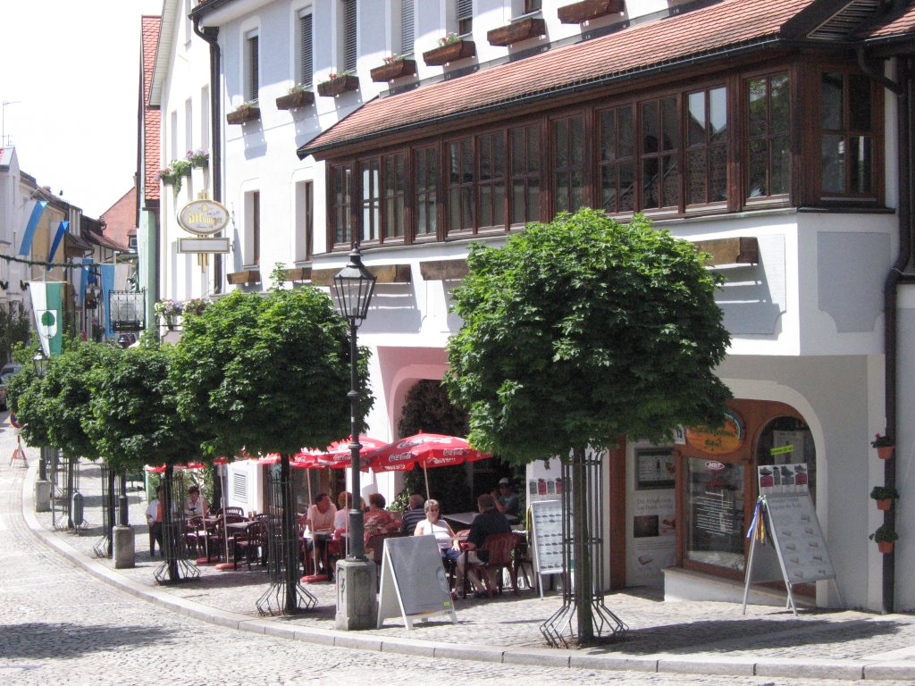 Strassen-Cafe im Bayerischen Wald by Arno.Markmann