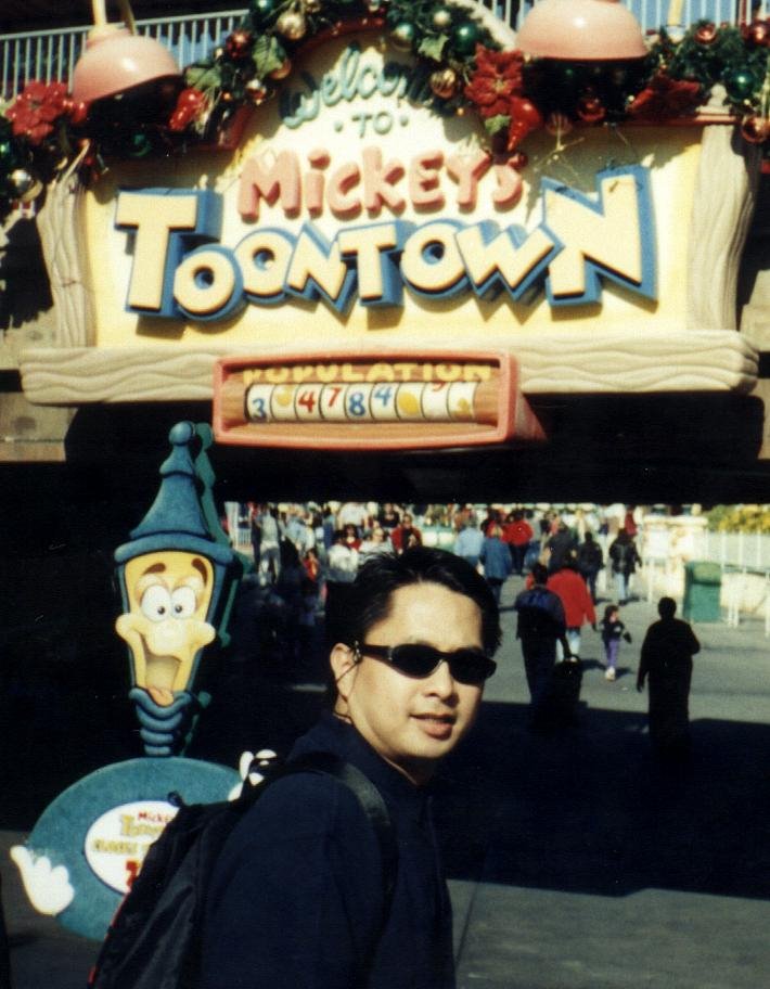 Disneyland Toon Town by bascug