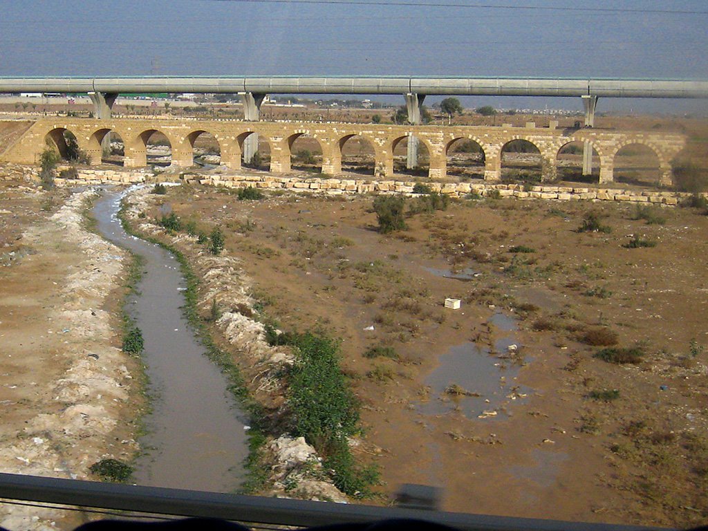 Be'er Sheba Aqueduct by CarmelH