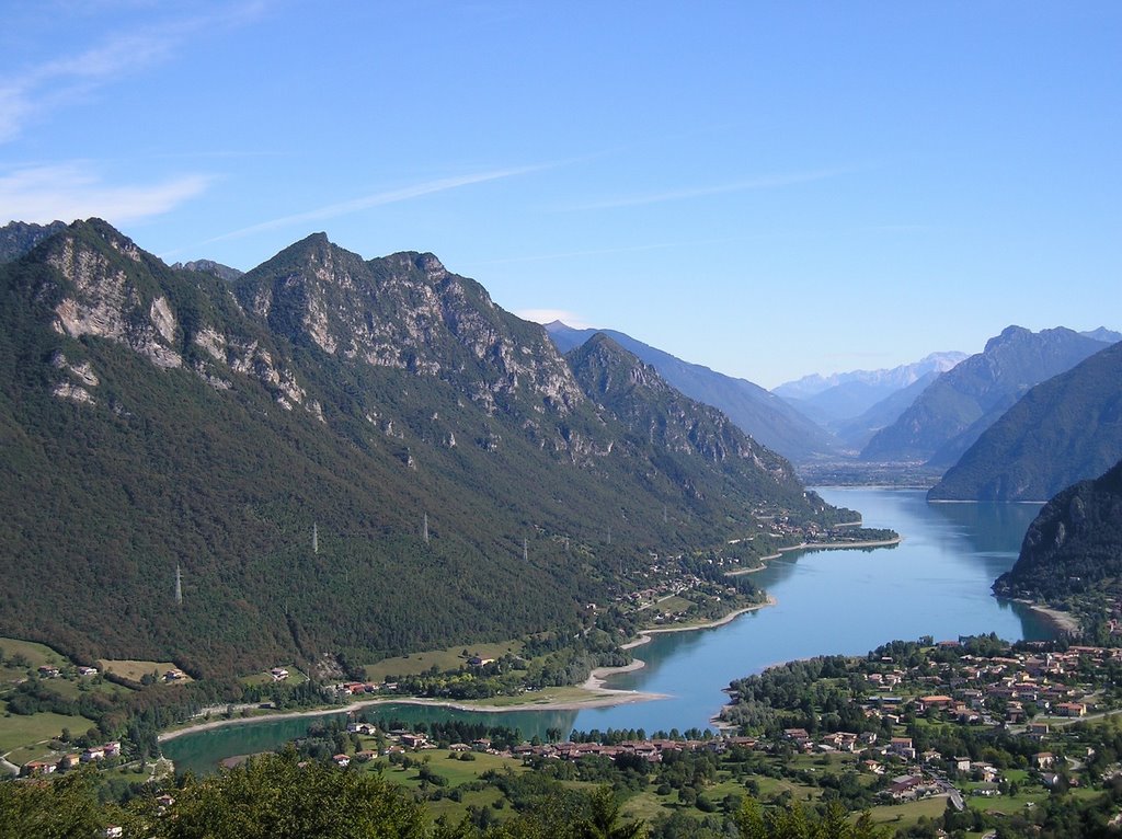 Idro, Lake by Alberto Pistoni