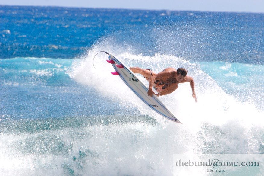 Surf the world by The Bund