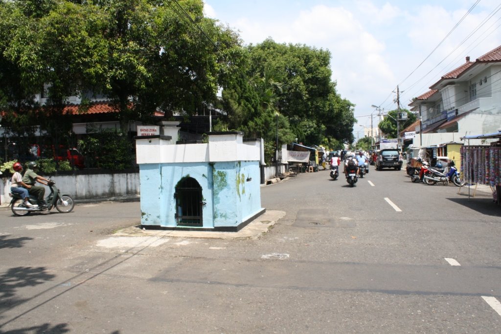 Cemety on the street by e priyanto