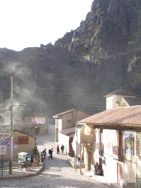 Ollantaytambo fortress by SacredRidesMTBHolida…