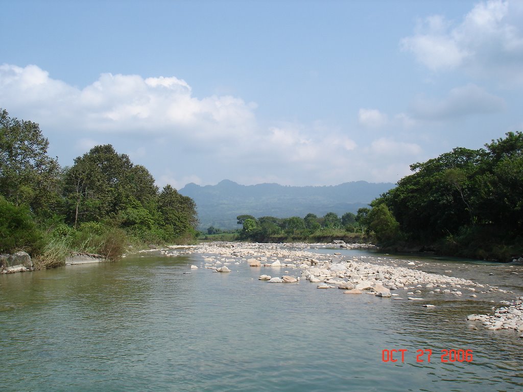 Rio Chapa-chapa a su paso por Santa Cruz Hgo, Misantla, Ver by carlosjuarez11