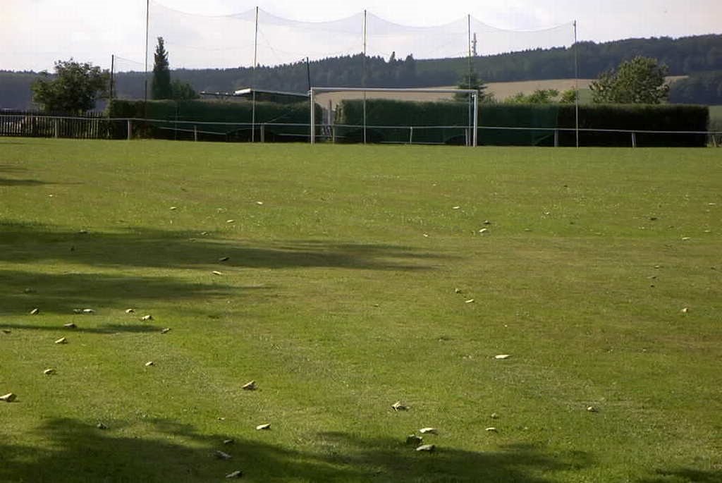 Mittelbach Sportplatz by Andre, Schade