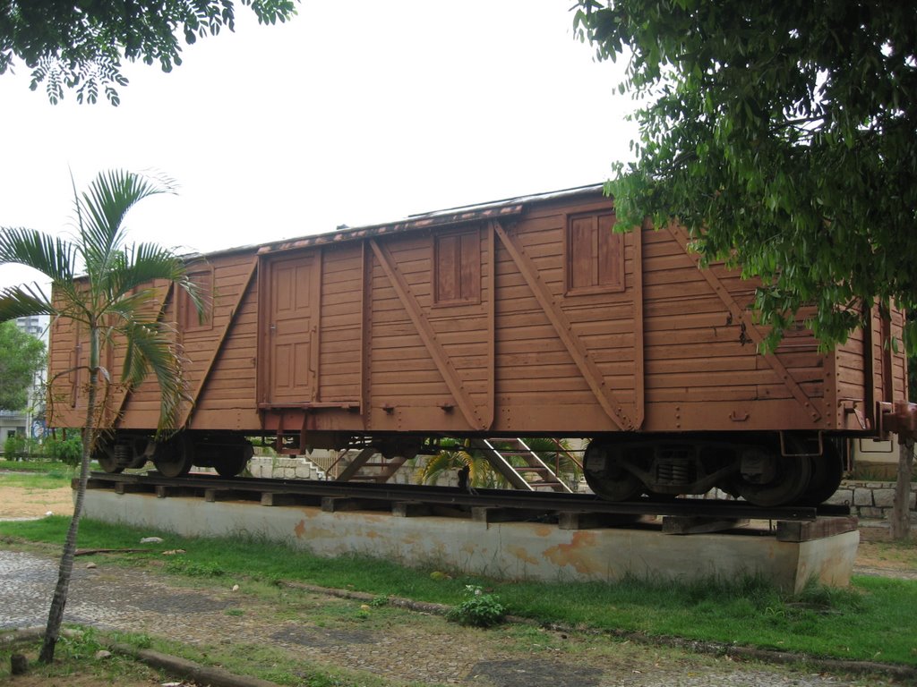 Vagão na antiga Estação Ferroviária de Colatina-ES by Fabio Arrebola