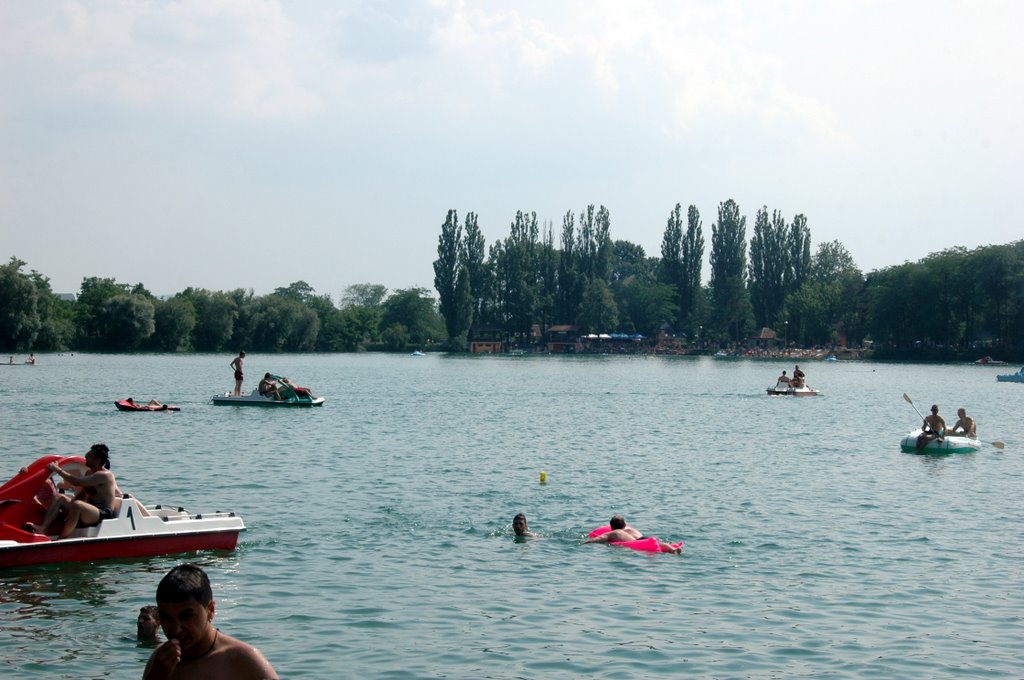 Jezero u Beloj Crkvi by Teča sa Dunava