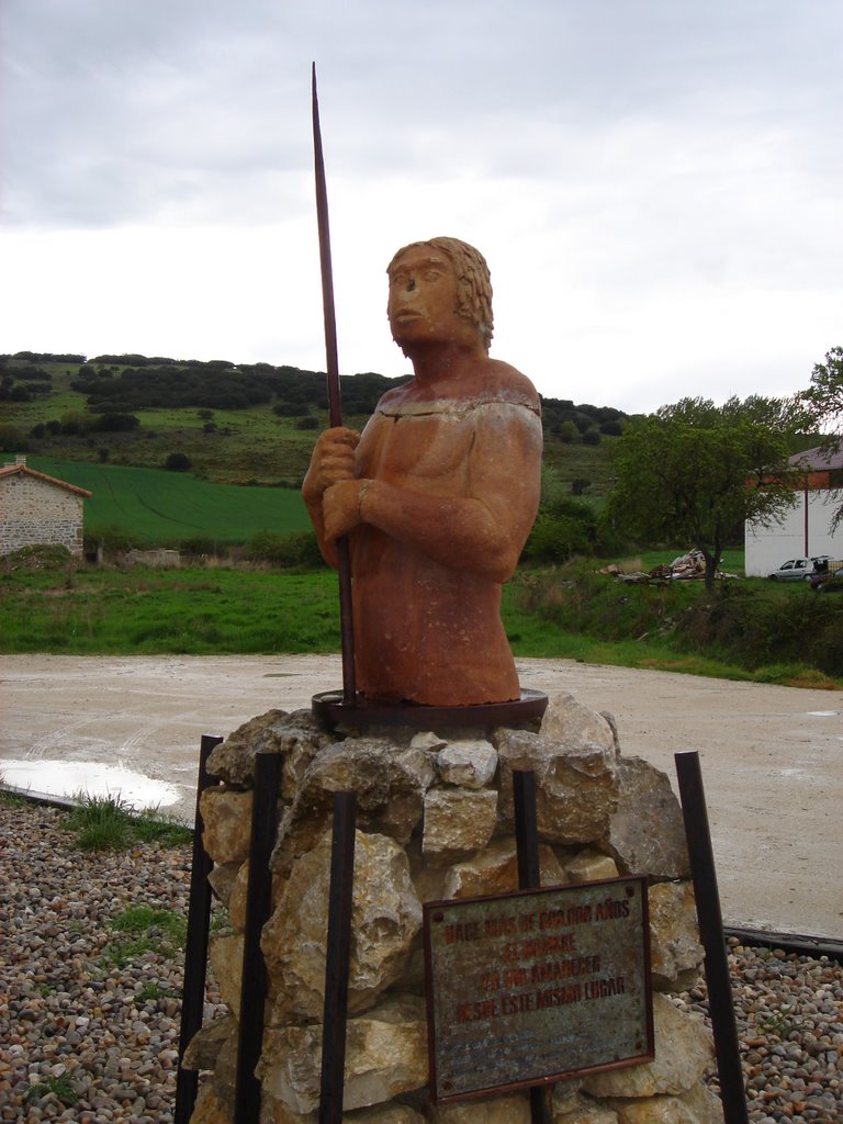 [ n_lorito ] Camino Santiago. Monumento a los antepasados by n_lorito