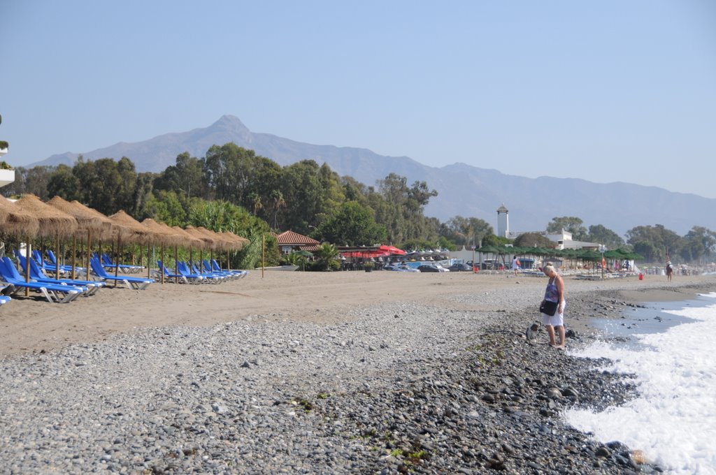 Beach in San Pedro Alcantara, Marbella by Ole Byskov