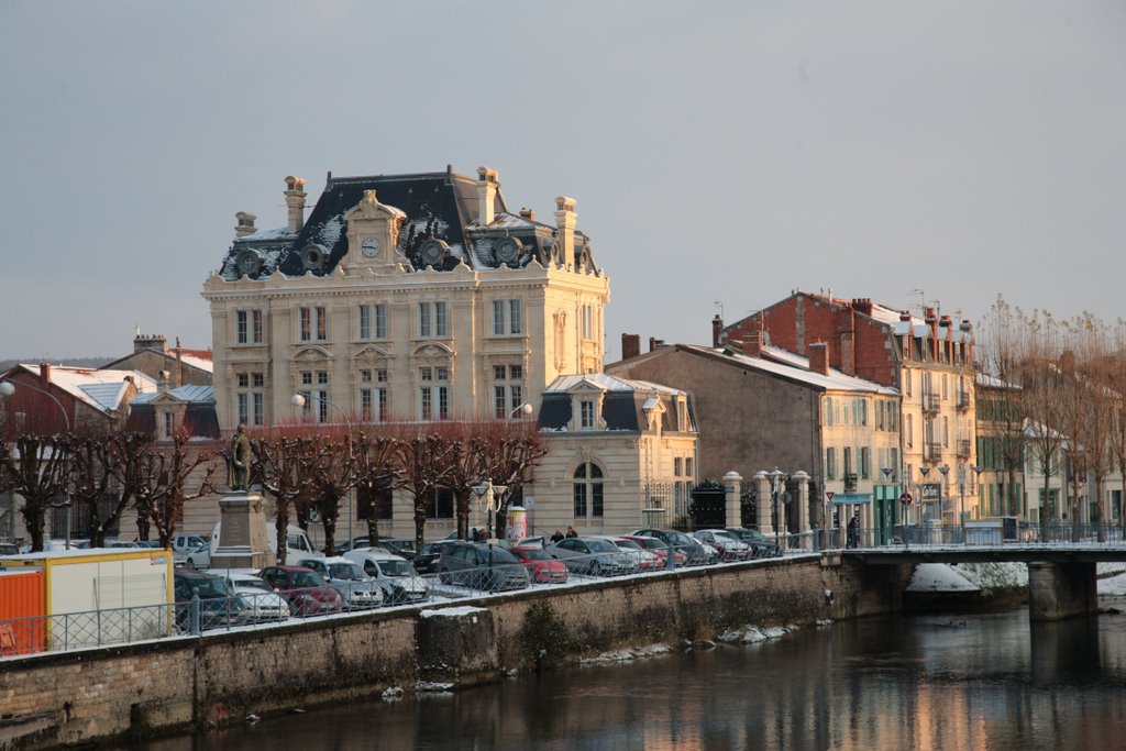 Place Exelmans by Cyril Auboin