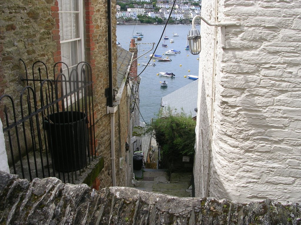 Fowey from Polruan by oggieh