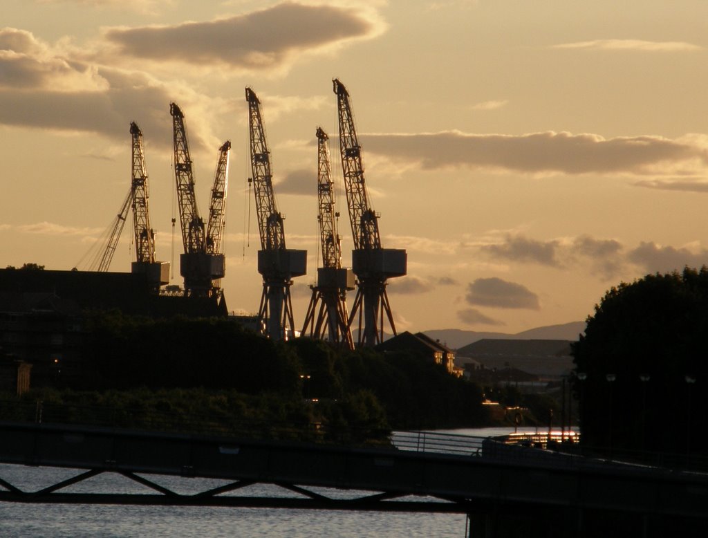 Govan Sunset by © Douglas MacGregor