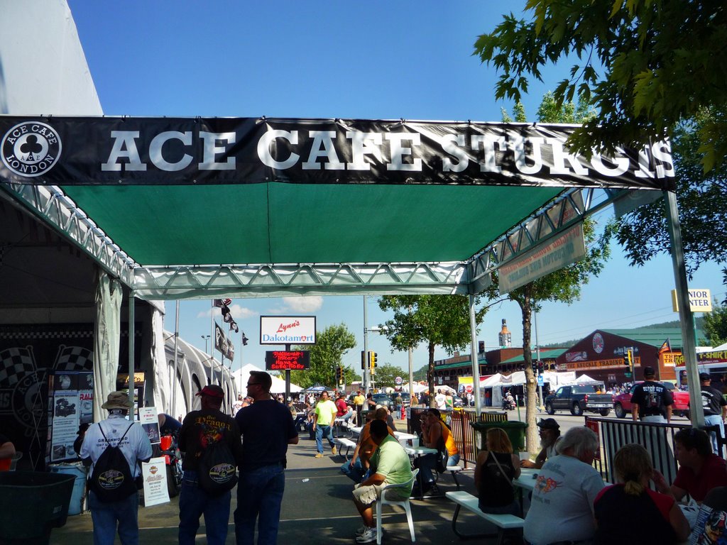 Ace Cafe, Sturgis '09 by Square4