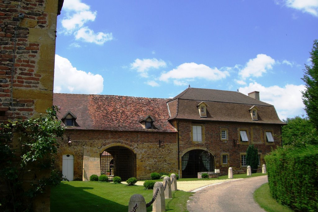 Manoir bij Bourg-le-Comte (Trudi) by Trudi