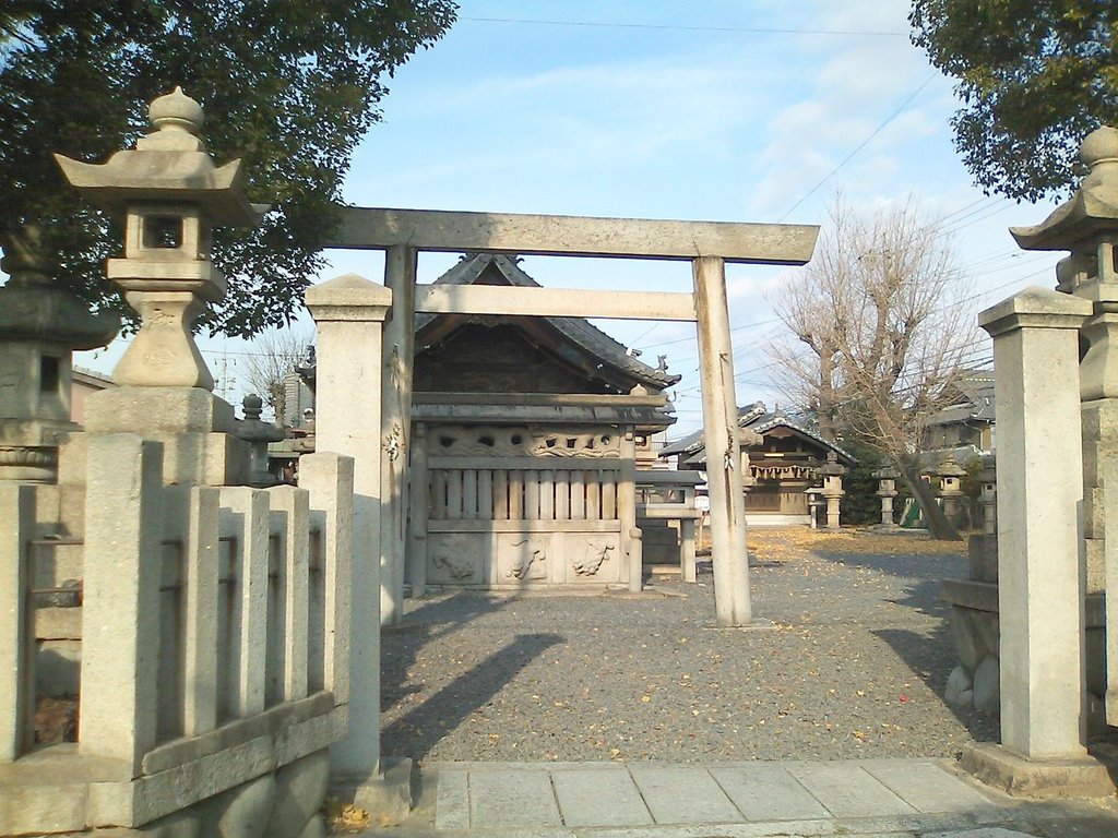 大治町法城寺横の神社 by goonfoot