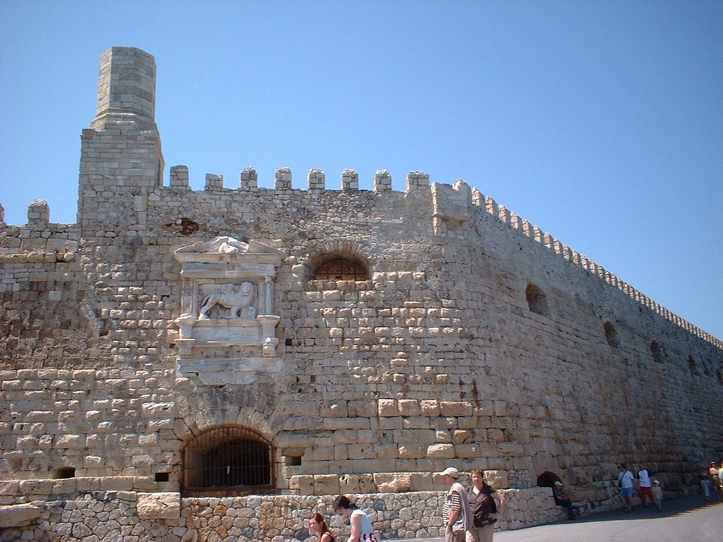 HERAKLION fort venitien by GUY S.