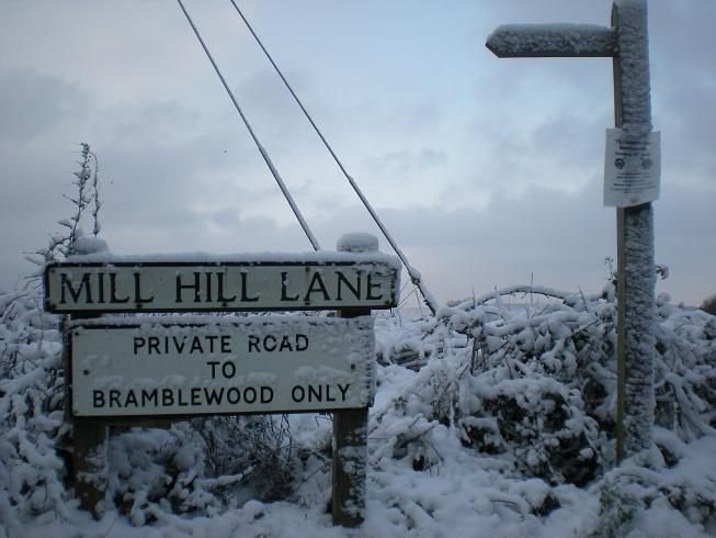 Snow at Mill Hill Lane Dec 09 by Aussie57