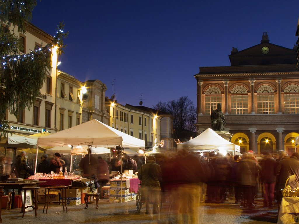 Mercatino dell'antiquariato Rimini by lorenzogdnz