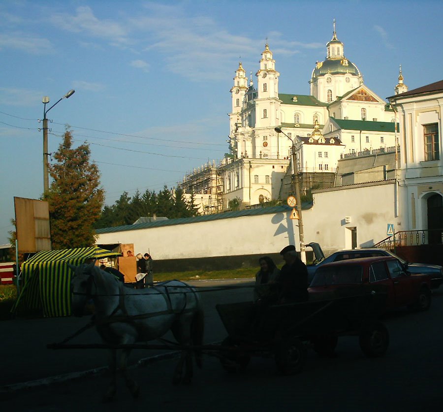 Počajiv' near Lavra by Andrej Kuźniečyk