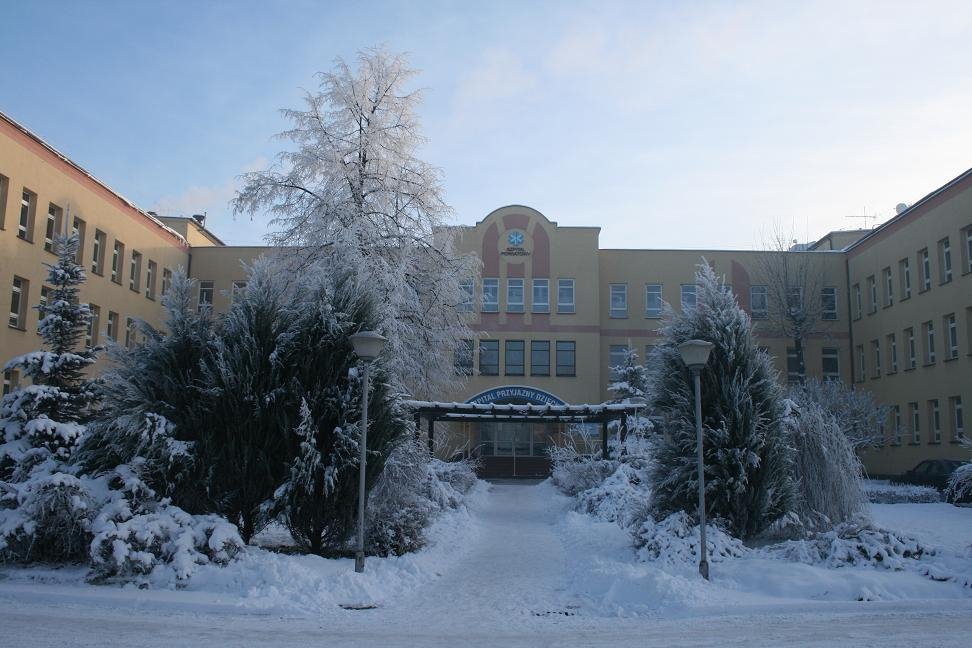 Bielsk Podlaski hospital by roewa