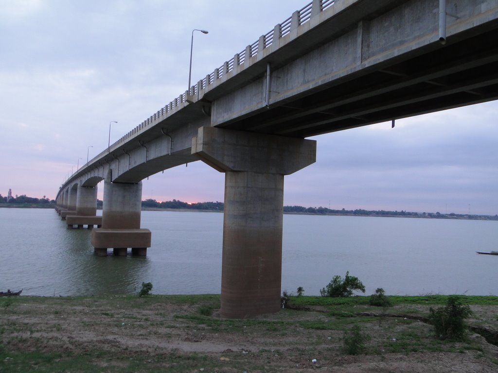 Cầu Kampong Cham by Ngọc Viên