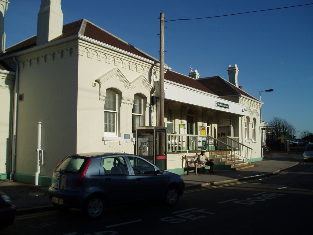 Shoreham-by-Sea Station by Nick2300