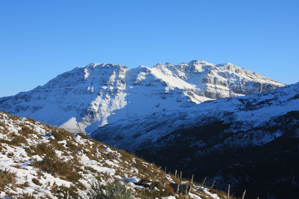 Invierno (Montes De Arredondo,Cantabria) by laura&paula