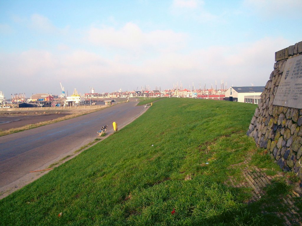 Harlingen - from "De Steenen Man" monument by Nello Caliari