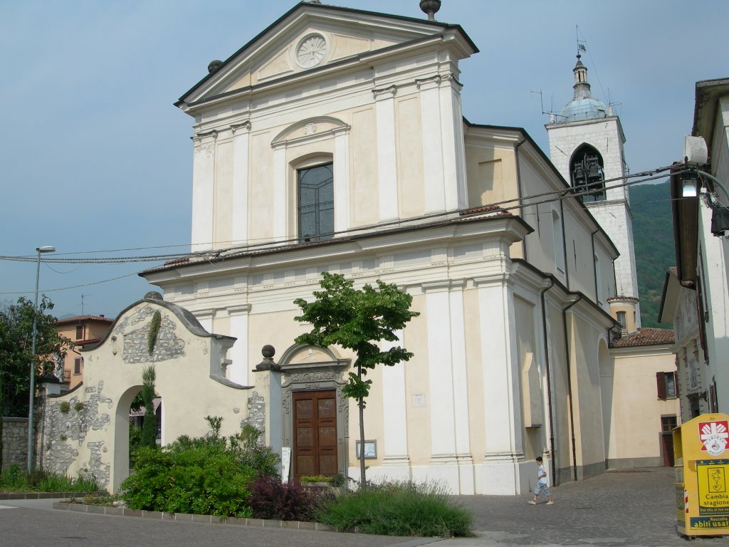 Adrara's Church by randagino