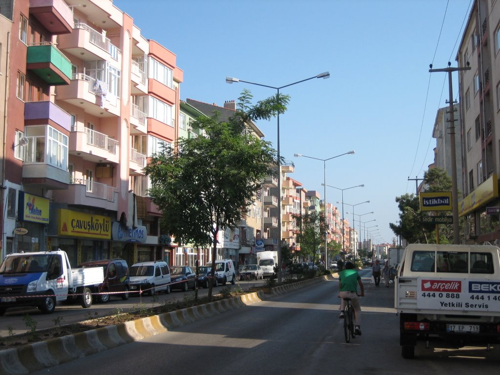 Canakkale north-south mainroad by Jan Spry