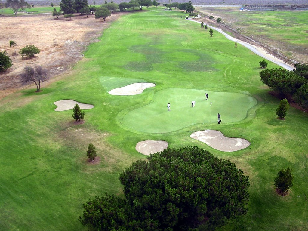 Golf in Carson by beglib