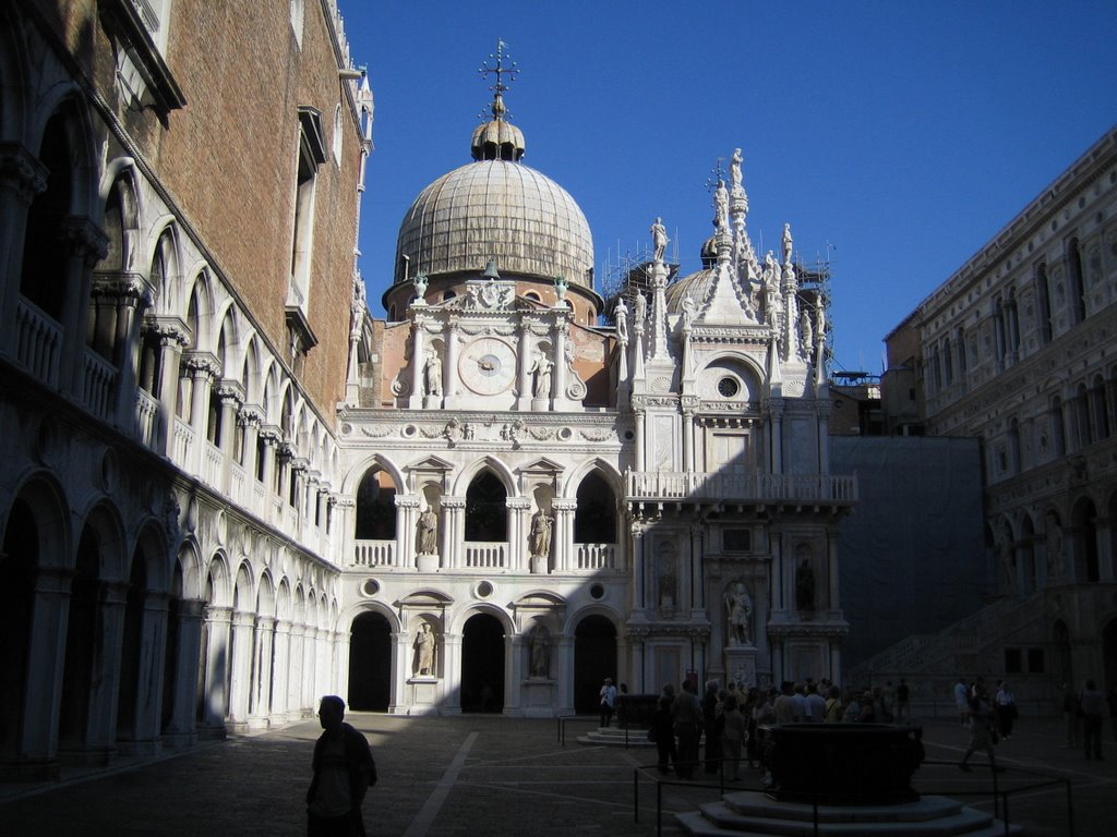 Inside the Doge's Palace by whaymans