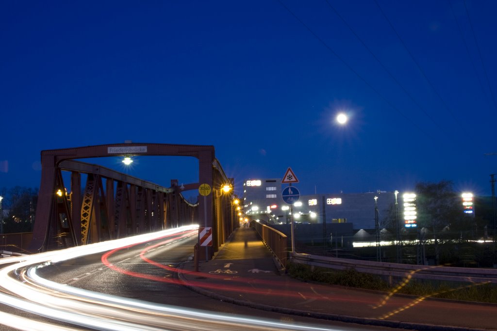 Friedensbrücke by mazidon