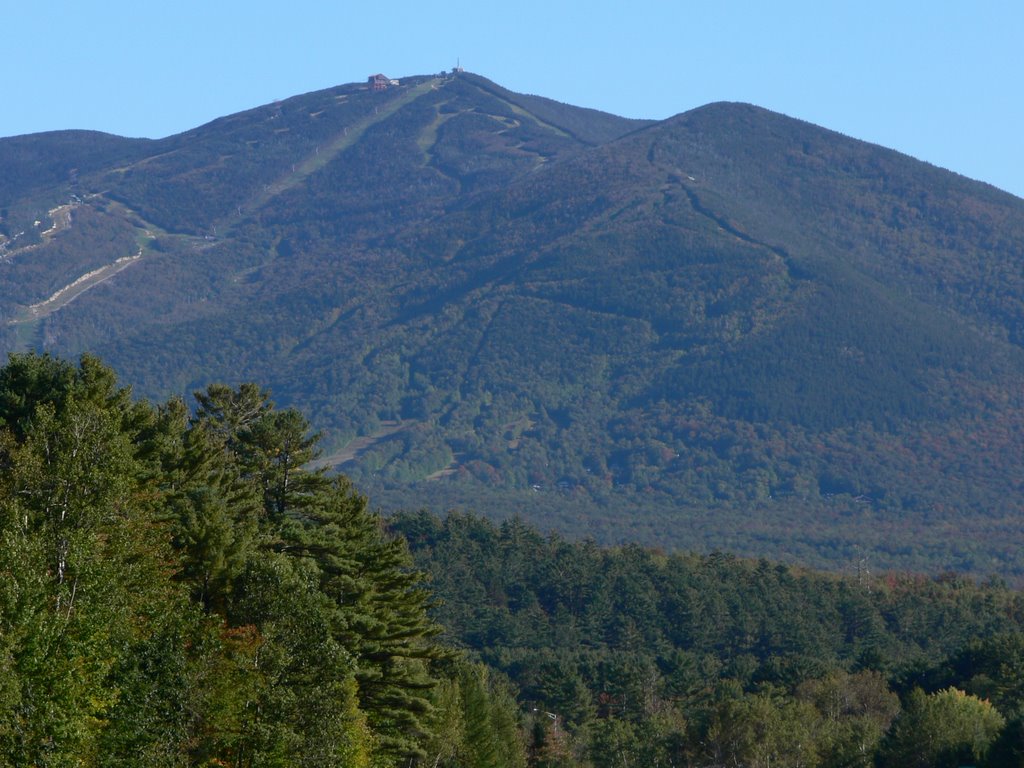 White Mountains, New Hampshire by Naru Kenji