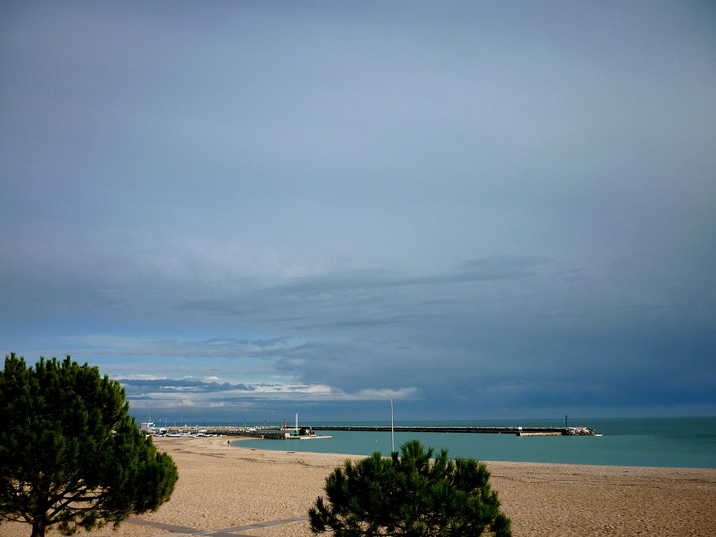 Il cielo sul mare non finisce mai... by breathing spirit