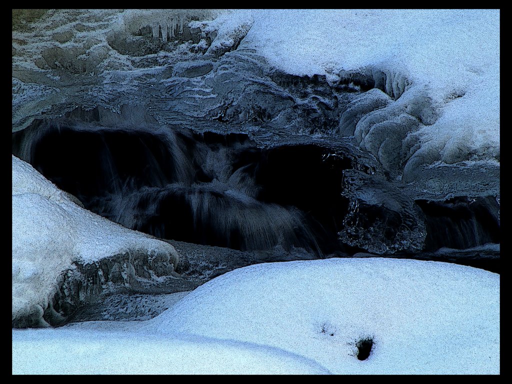 La chute de la Bostonnais La Tuque by yugnorref