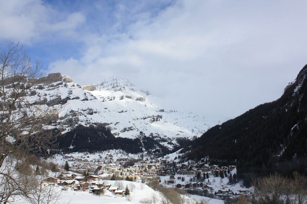 Leukerbad (Walis, Switzerland) by Laura Bertoni