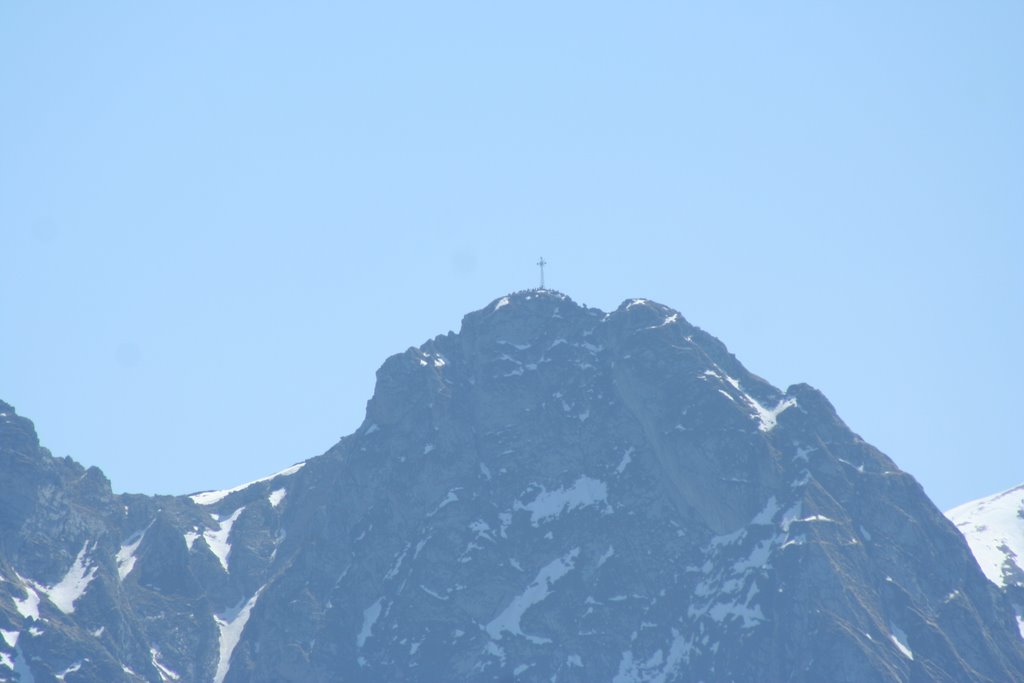 Giewont Summit by Steve Prendergast