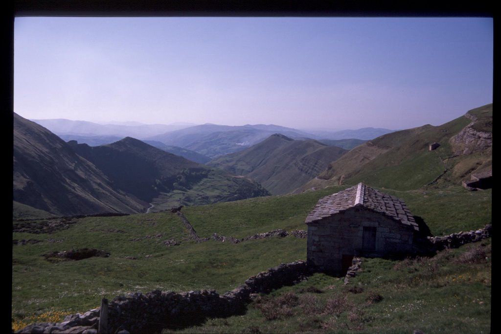 Cabana in Pas Region by CaptBuddy