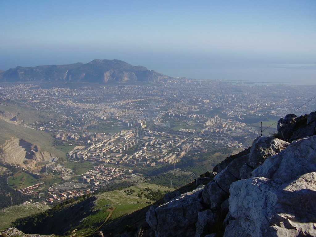 Palermo da Monte Cuccio by massimopalmigiano