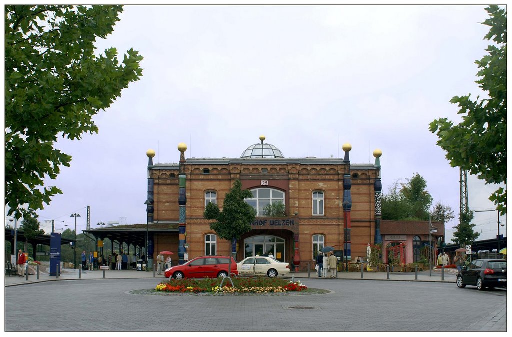 Uelzen Bahnhof by BetinaS